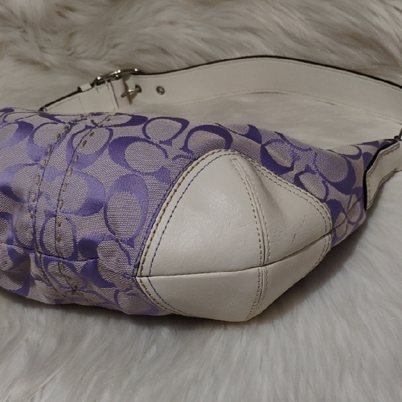 SALE! RARE! Coach Lavender Iris/White Signature Small Hobo Bag - Picture 8 of 16